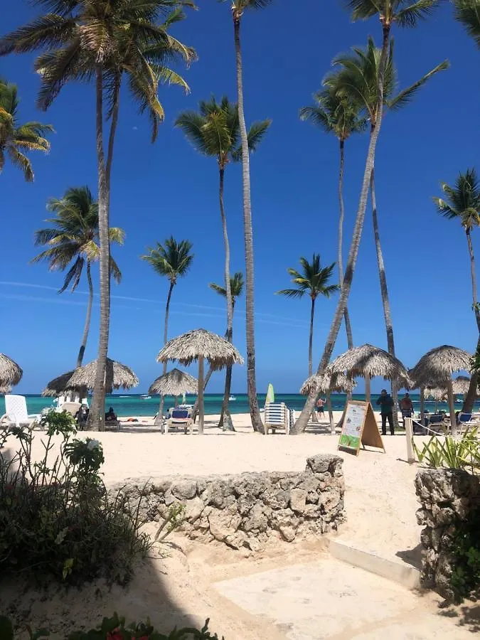 Los Corales Villas - Beach Club, Spa And Restaurants Punta Cana Hotel