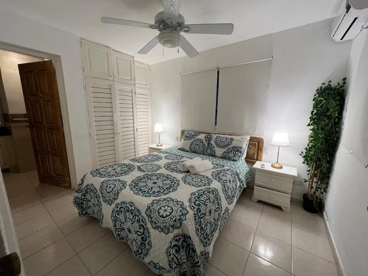 Los Corales Villas - Beach Club, Spa&Restaurants Punta Cana Hotel